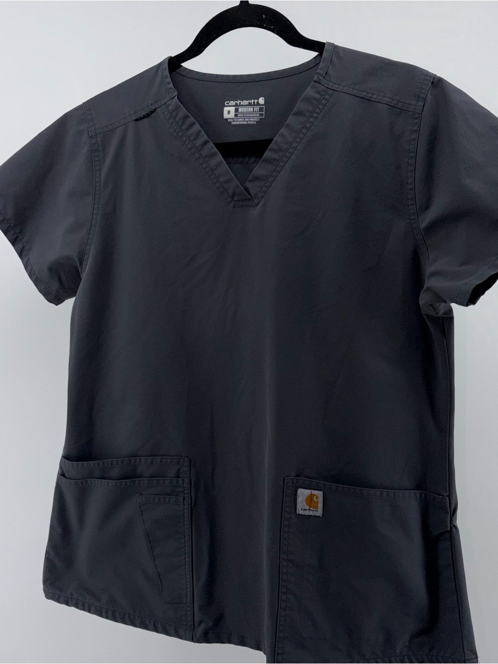Carhartt Scrub Top Modern V-Neck Medical Professional, Women's  Size M, Uniform